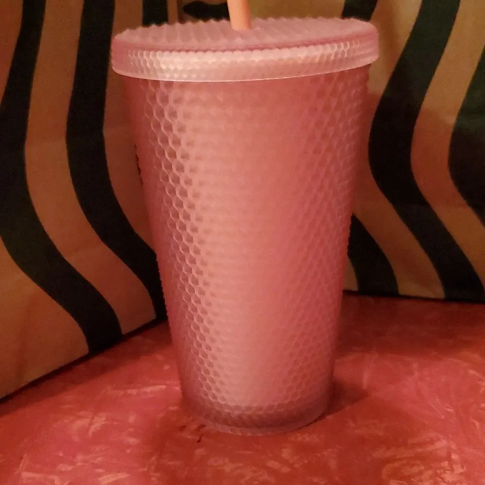 Starbucks Soft Pink Studded Grande Tumbler 16 oz. NWT